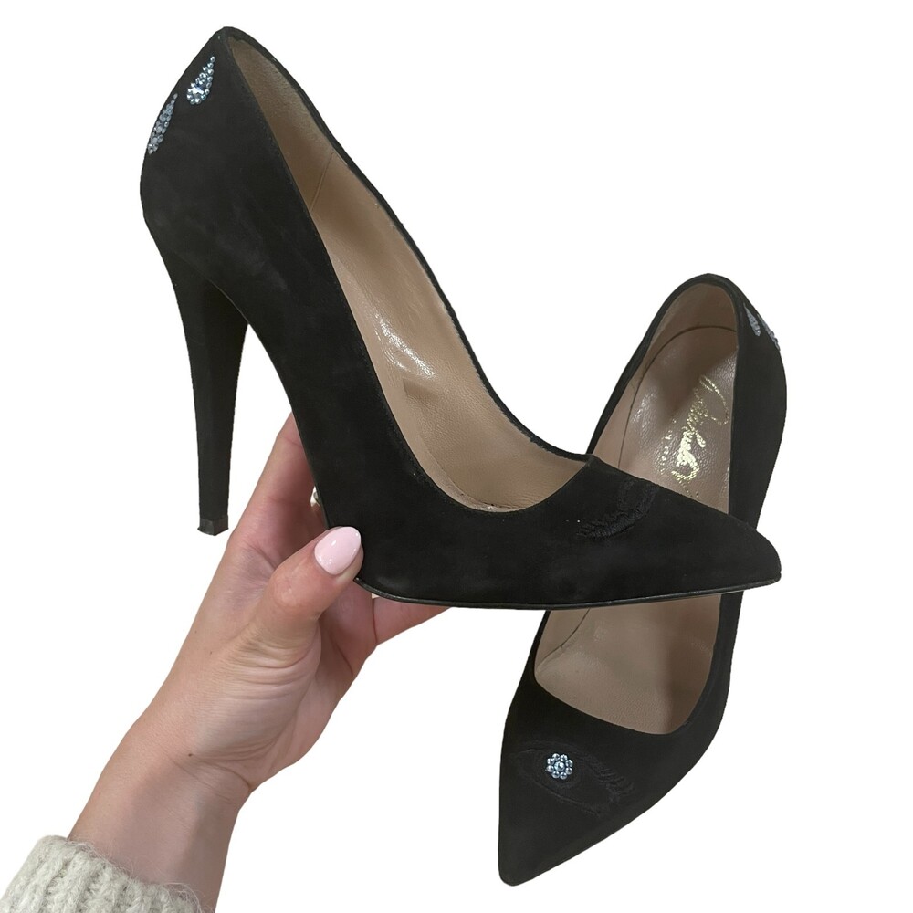 Michaela V Pointed Toe Suede Winking Pumps Black 37 EU